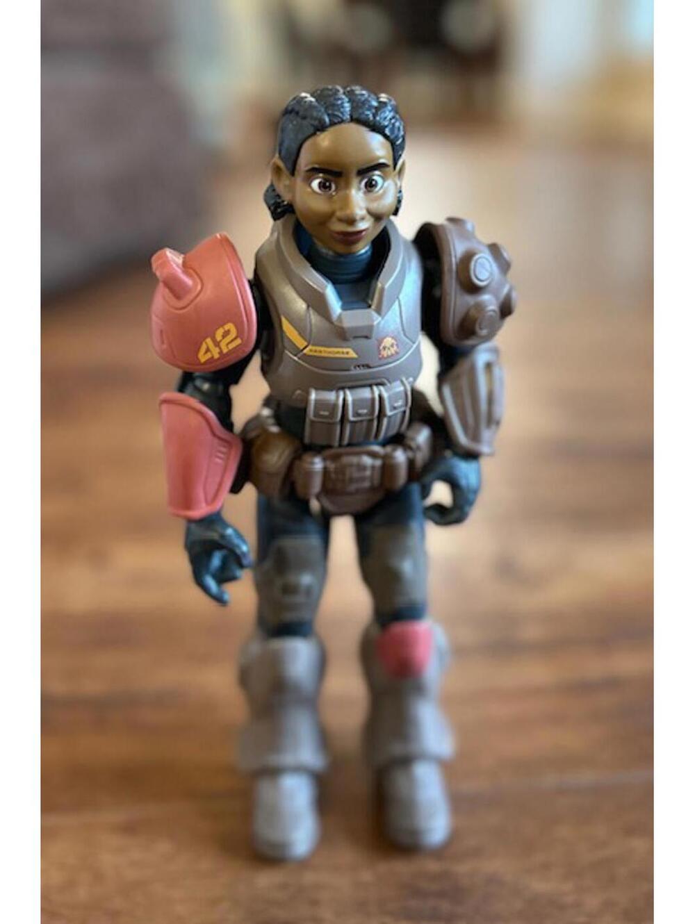 Disney Pixar Lightyear Jr. Zap Patrol Izzy Hawthorne Action Figure
